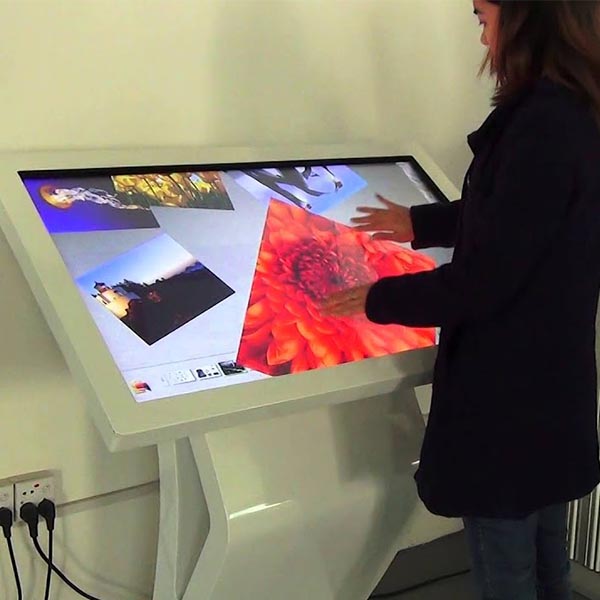 Stand touch screen kiosk